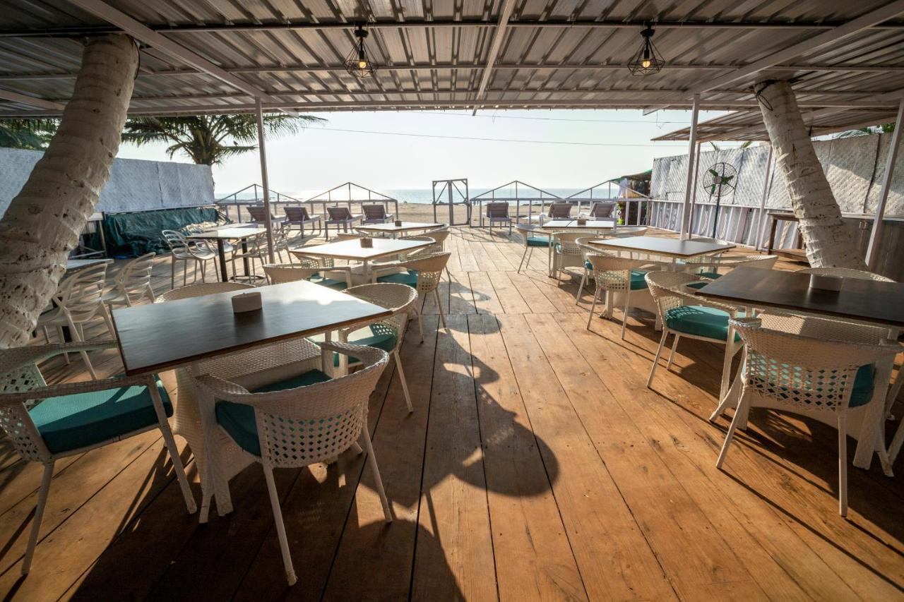 Antares Beach Resort, Vagator Exterior foto